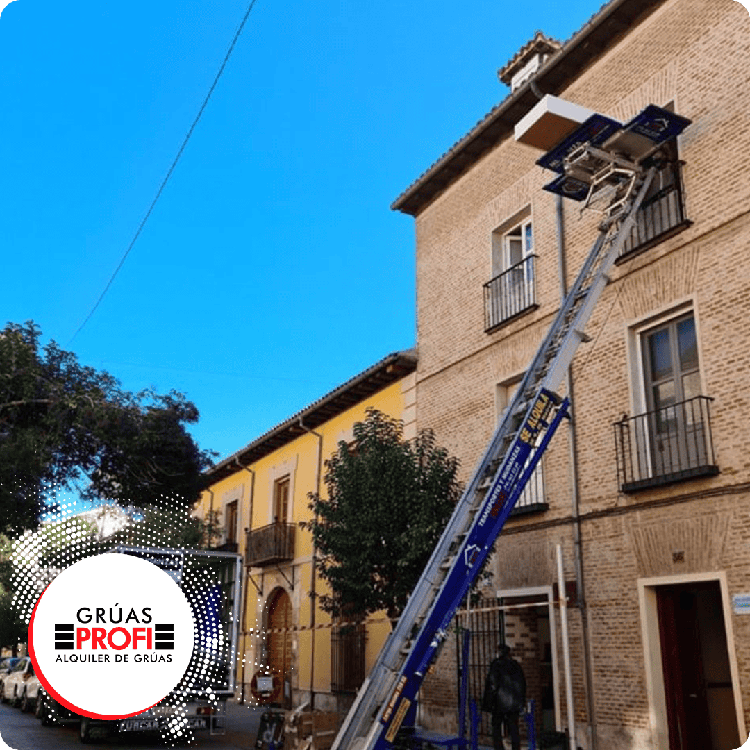 Alquiler grúa elevadora por fachada Alquiler grúa elevadora por fachada