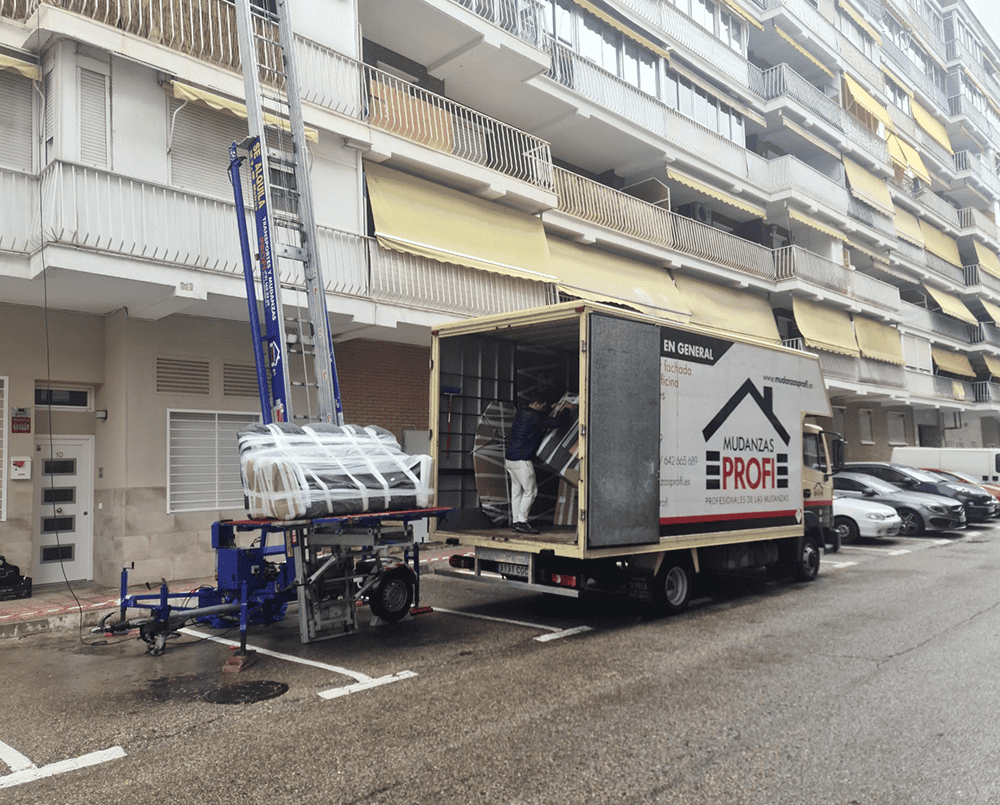 Grúa elevadora por fachada Grúa elevadora por fachada