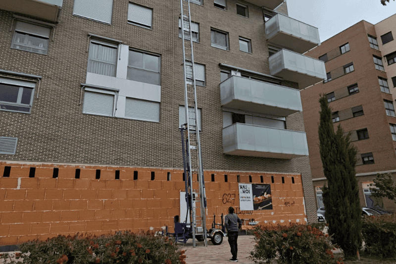 Alquiler de Grúas Elevadoras y Montacargas Madrid | GRÚAS PROFI 5 Alquiler de gruas con operario en Madrid